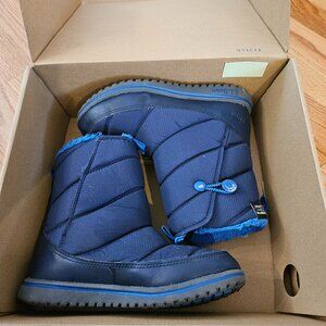 Kids L.L. Bean Ultralight Winter Boots, Size 2, Bright Navy